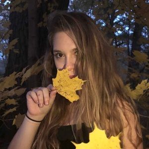 Meet your Posher, Zana